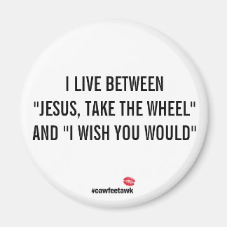 I Live Between Magnet