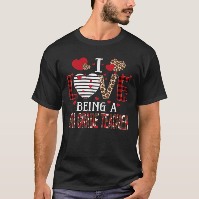 I Love Being A 4Th Grade Teacher Red Plaid Hearts T-Shirt (Front)