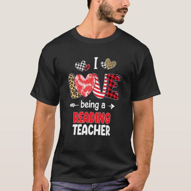 I Love Being A Reading Teacher Valentines School V T-Shirt (Front)