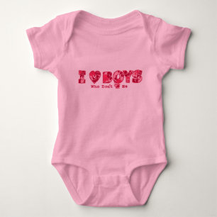 "I Love Boys" Baby Creeper in Pink / Pink