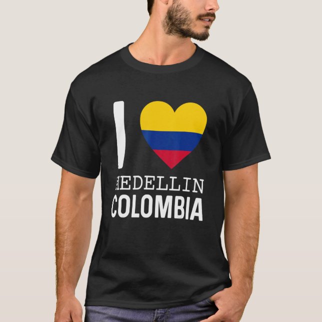 I Love Medellin Colombia Flag Map Colombian Pride  T-Shirt (Front)
