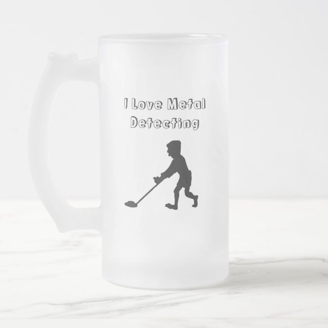 I Love Metal Detecting Man With Detector Frosted Glass Beer Mug (Left)