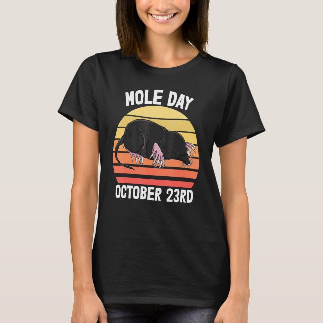 I Love Moles Day October 23  Men Cute Little Mole  T-Shirt (Front)