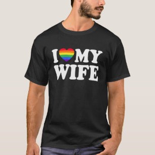 I Love My Lesbian Girlfriend LGBT Cute Lesbian Wif T-Shirt