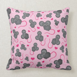 I love my mouse pattern in pink cushion