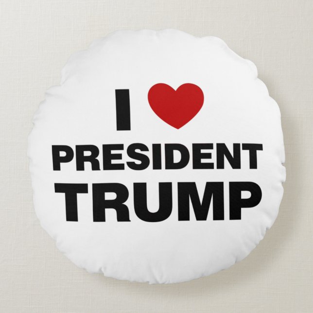 I Love President Trump Heart Round Cushion (Front)
