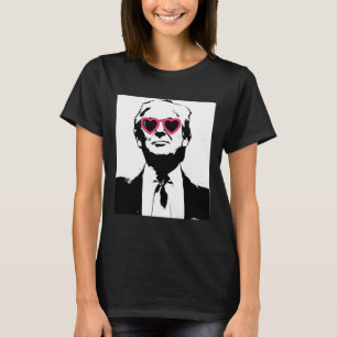I Love Trump Pink Heart Sungles Punk Rock Rave Usa T-Shirt