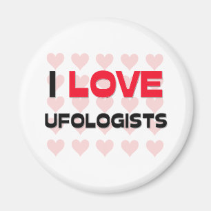 I LOVE UFOLOGISTS MAGNET