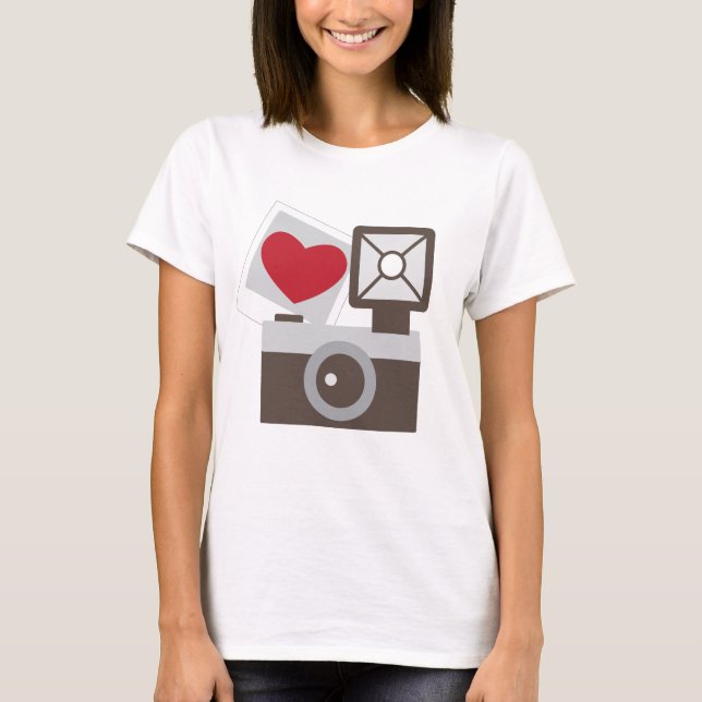 I Love Vintage Camera T-Shirt (Front)