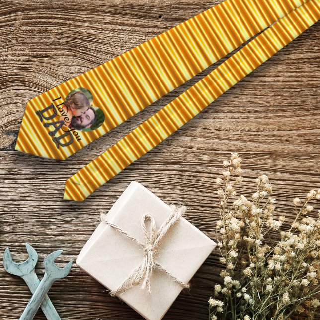 I love you dad photo bright yellow tie (Creator Uploaded)
