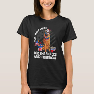 I m just here for the snacks and freedom German sh T-Shirt