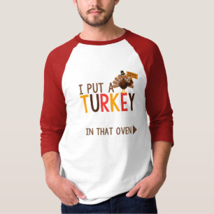 I put a turkey in that oven pregnancy announce T-Shirt
