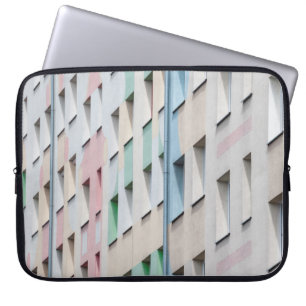 I SHOOT IT TO CONCEAL THE WINDOWPANES AND FOCUS TH LAPTOP SLEEVE