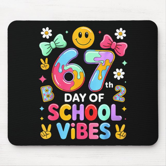 I Survived 67 Days Of School Funny 67 Teachers Stu Mouse Mat (Front)