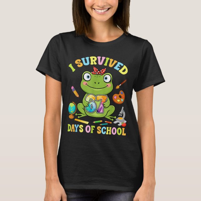 I Survived Six Seven Days Of School Cute Frog Stud T-Shirt (Front)