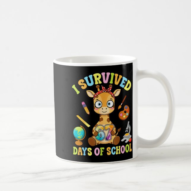 I Survived Six Seven Days Of School Cute Giraffe S Coffee Mug (Right)