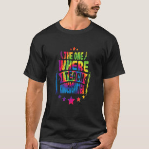 I Teach Kindergarten Class Of 2035 Teacher School  T-Shirt