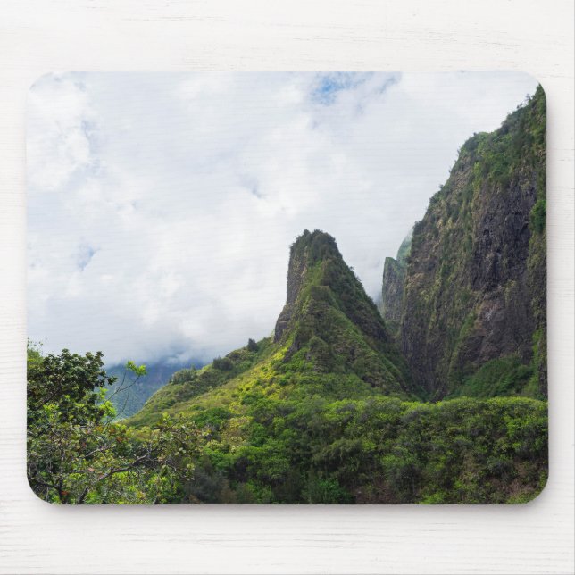 iao needle state monument in maui hawaii mouse mat (Front)