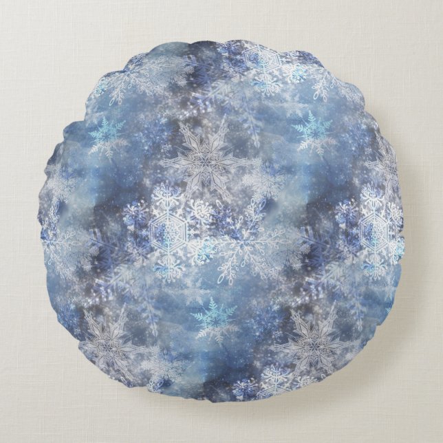 Ice and Snow Textured Blue Christmas Pattern Round Cushion (Front)