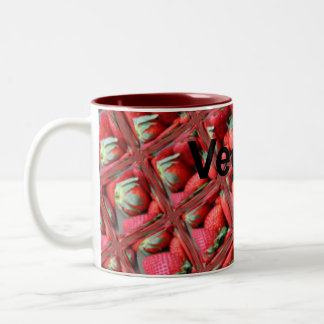 Ice and strawberries vegan mug
