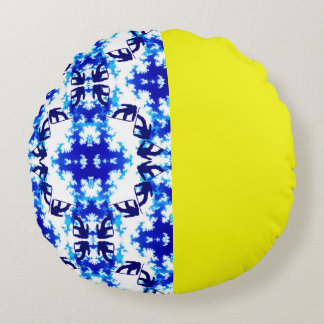 Ice Blue Snowboarder Sky Yellow Snowboarding Sport Round Cushion