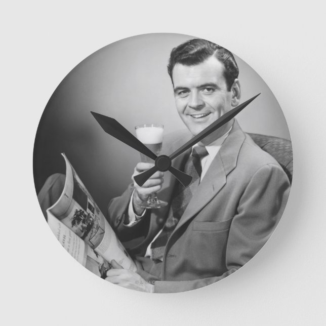 Ice Cold Beer Round Clock (Front)