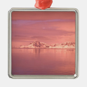 Ice, Snow, Icebergs in the channels along the Metal Tree Decoration