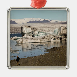 Iceberg formations metal tree decoration