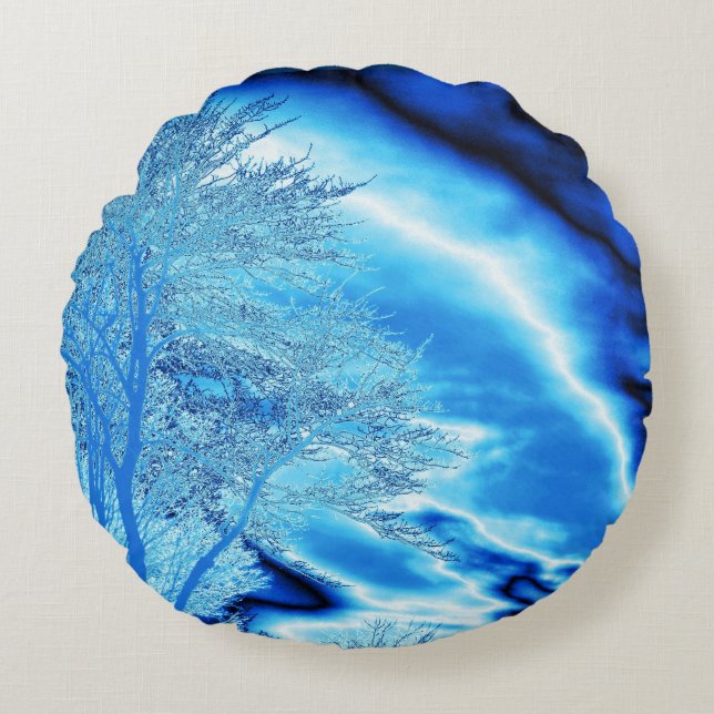 Iced Winter Tree in Cobalt Blue Sky Round Cushion (Front)