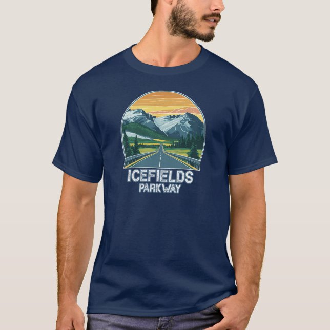 Icefields Parkway Alberta Canada Vista T-Shirt (Front)
