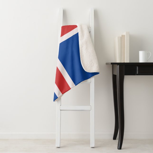 Iceland flag sherpa blanket (In Situ)