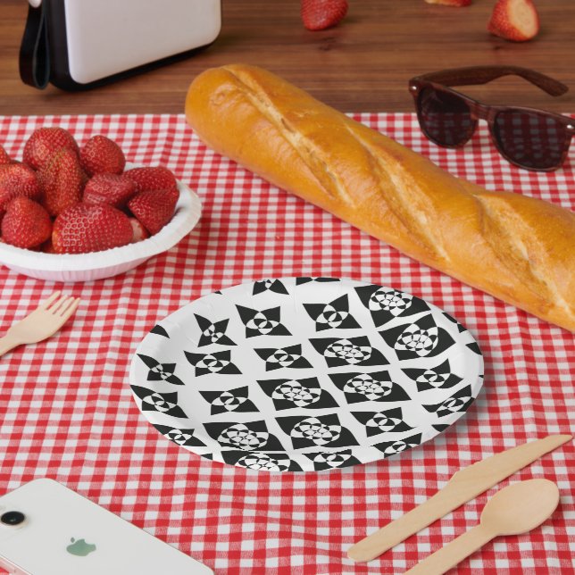 iconic paper plate  (Picnic)