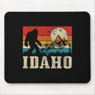 Idaho Bigfoot Vintage Mountains Hiking Camping Hun Mouse Mat