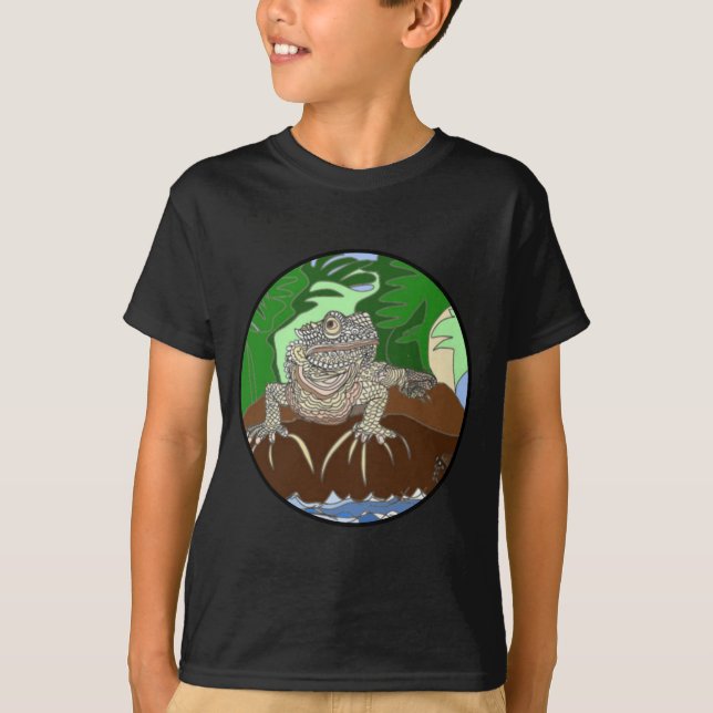 Iguana by the Sea T-Shirt (Front)