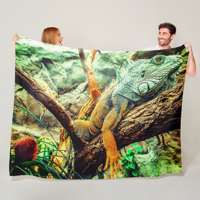 Iguana Fleece Blanket (In Situ)