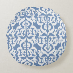Ikat Moorish Damask - sky blue and white Round Cushion