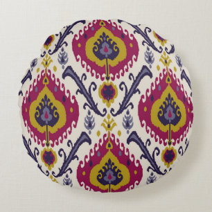 Ikat seamless pattern background Traditional patte Round Cushion