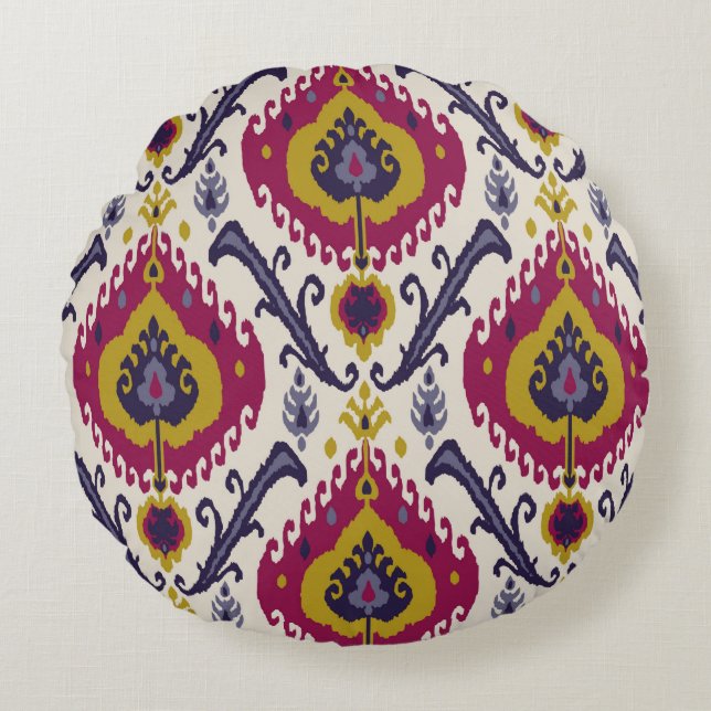 Ikat seamless pattern background Traditional patte Round Cushion (Front)