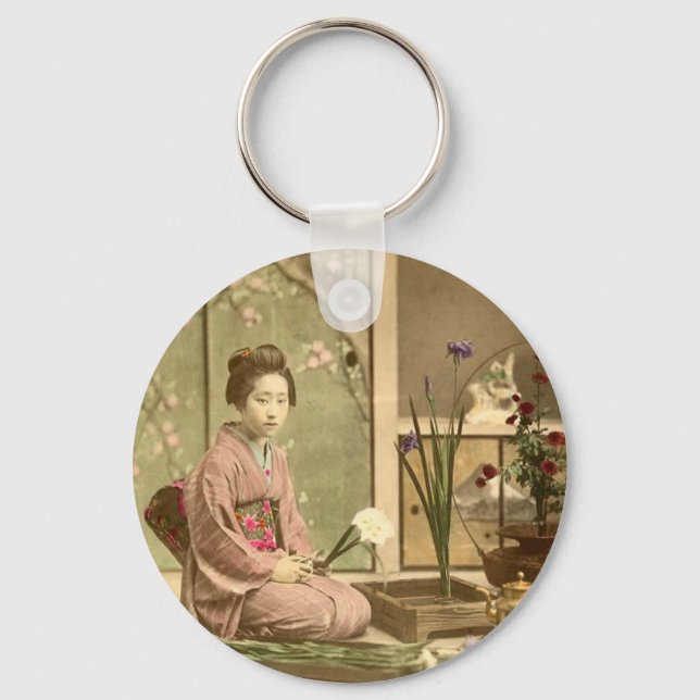 Ikebana - Beautiful Kimono Girls Arranging Flowers Key Ring (Front)