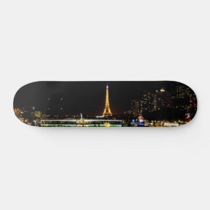 Illuminated Eiffel tower in Paris at night Skateboard