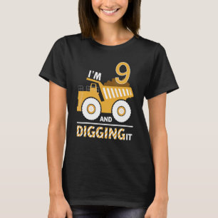 I'm 9 And Digging It Construction Excavator 9th Bi T-Shirt