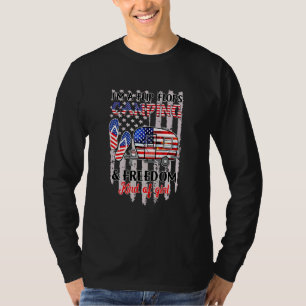 Im A Flip Flops Camping And Freedom Kind Of Girl T-Shirt