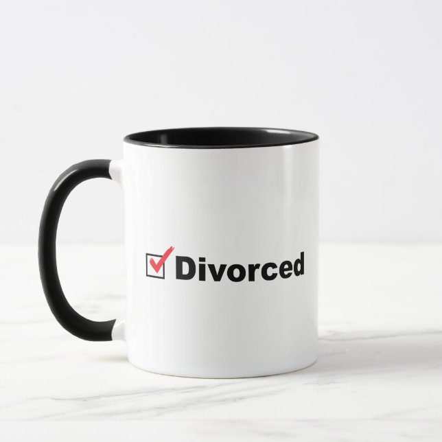 I'm Divorced And Available Mug (Left)