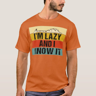 Im Lazy and I Know It Funny Retro Lazy Giraffe  T-Shirt
