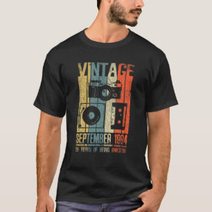I'm Not Old I'm A Classic Born 1937, 82Th Birthday T-Shirt