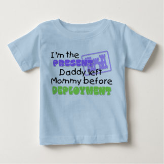 I'm the present Daddy left Mummy Engineer Baby T-Shirt