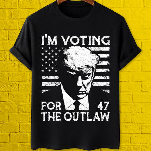 I'm Voting For The Outlaw Pro Trump 2024 T-Shirt