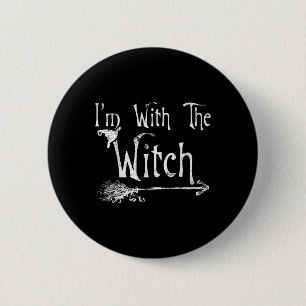 I'm With The Witch Funny Halloween 6 Cm Round Badge