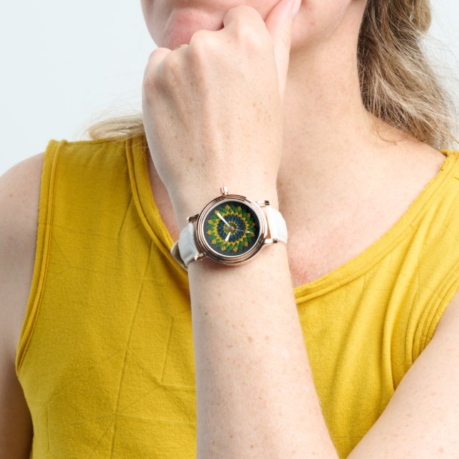 Imperial Solar Leaf Mandala Luxury Keychain  Watch (Wrist)
