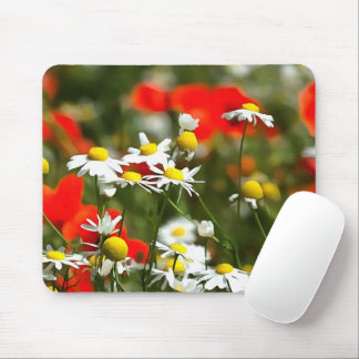 In A Field of Poppies Be A Daisy Mouse Mat